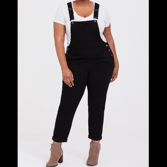 torrid Pants - TORRID CROP OVERALL JEAN - PREMIUM STRETCH BLACK size 18R